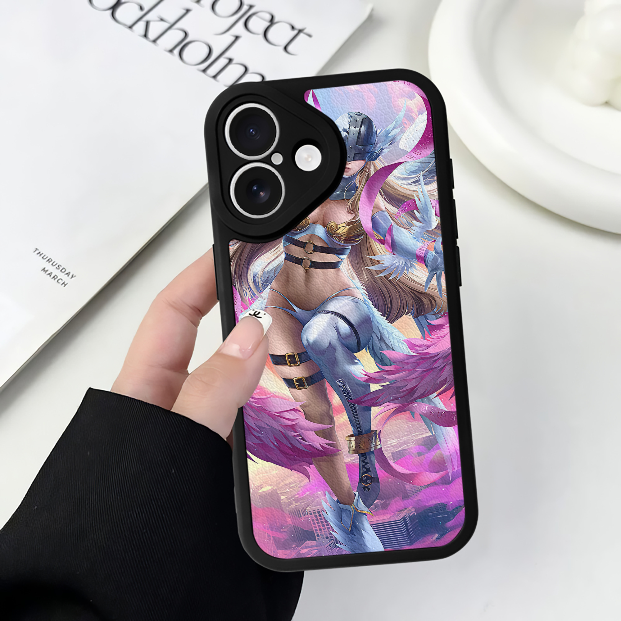 （画像用） Digimon デジタルモンスター/デジモン 【iPhone 16シリーズ対応】シリコンスマホケース（レザー調） 材質：シリコン